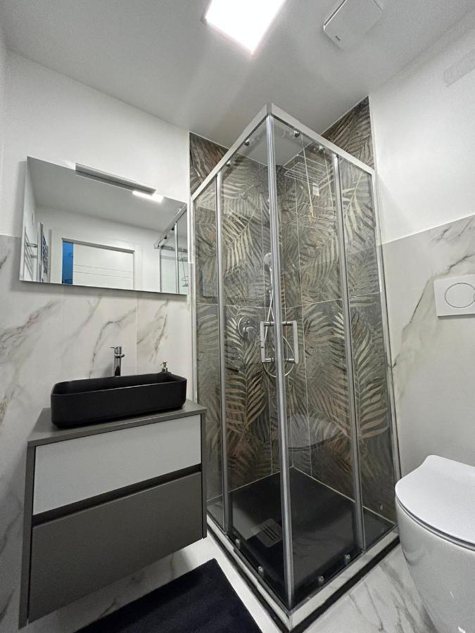 Casa Vacanze 1702, Con La Camera Matrimoniale Con Il Bagno Privato E Un Soggiorno Comune Milán Exteriér fotografie